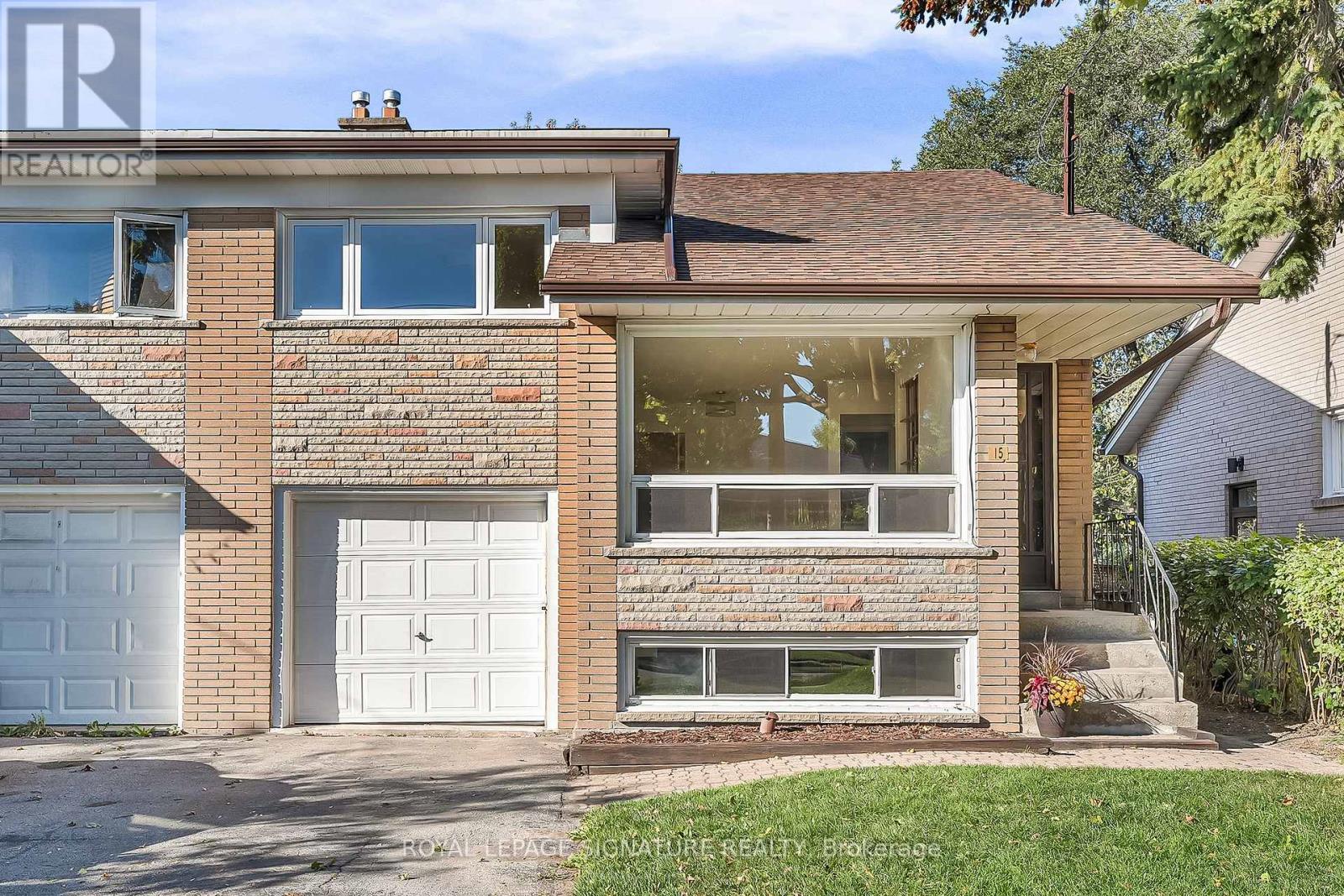 15 Tulane Cres, Toronto, ON M3A 2B9