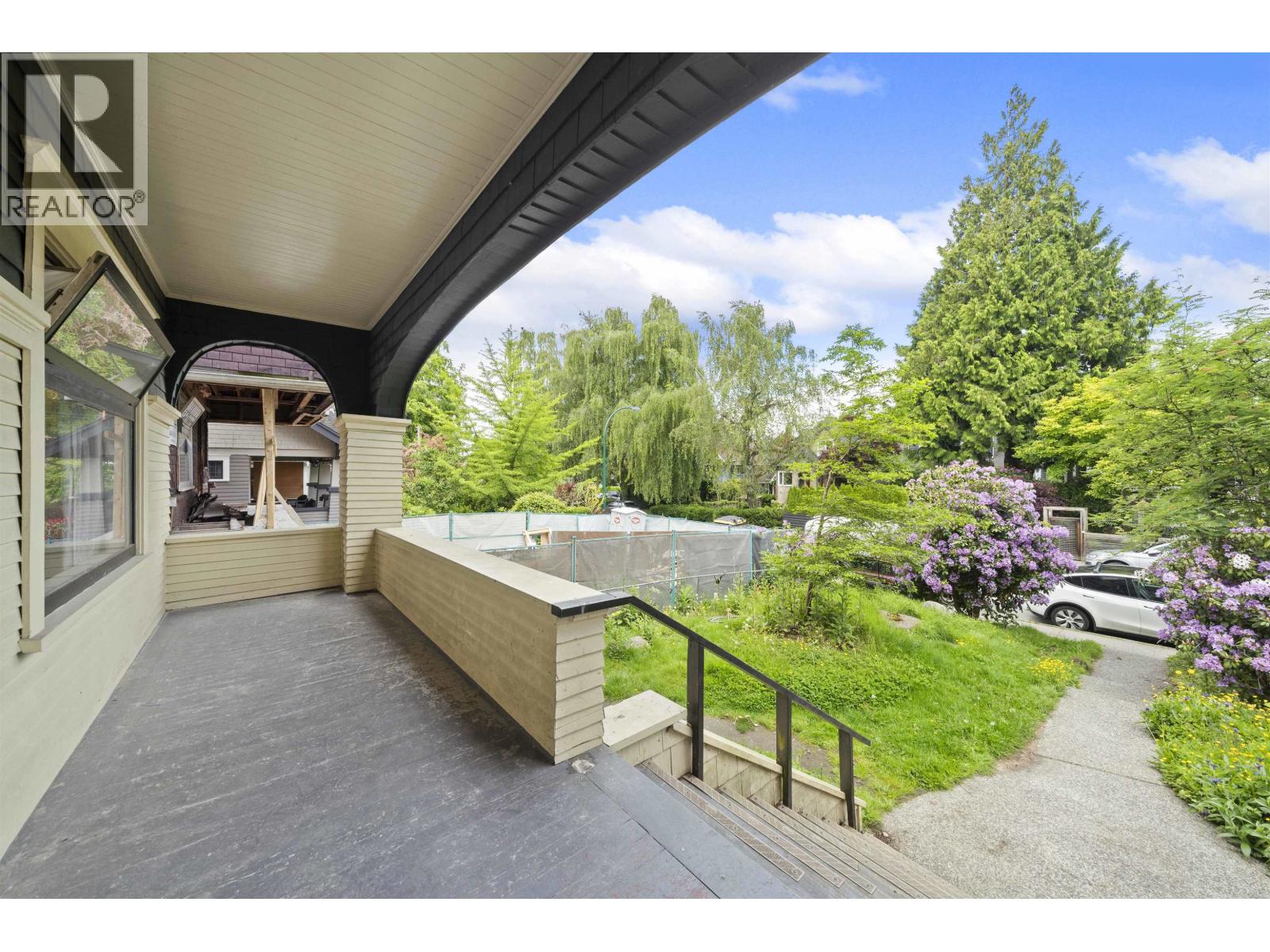 3550 W 1st Ave, Vancouver, BC V6R 1G8