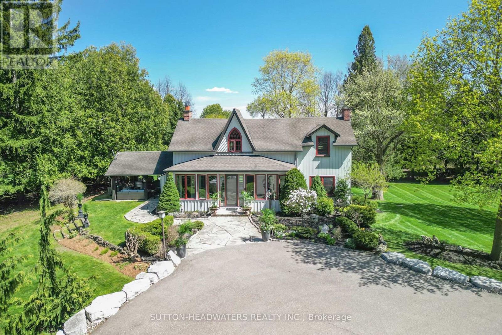 4075 The Grange Side Rd E, Caledon, ON L7C 0G2