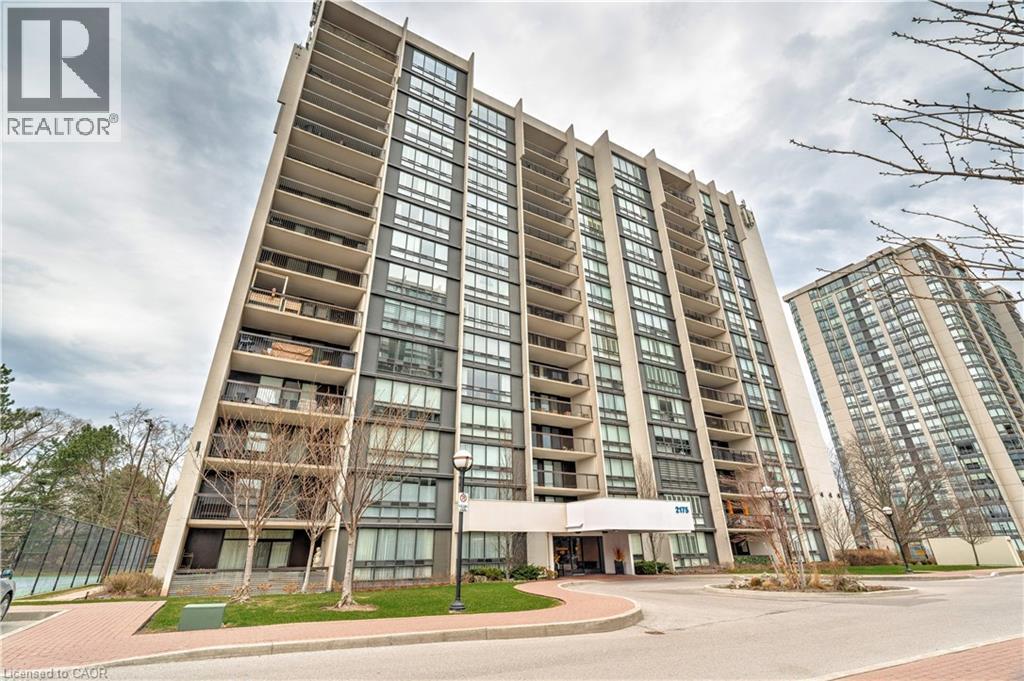 2175 Marine Drive Unit 903, Oakville, ON L6L 5L5