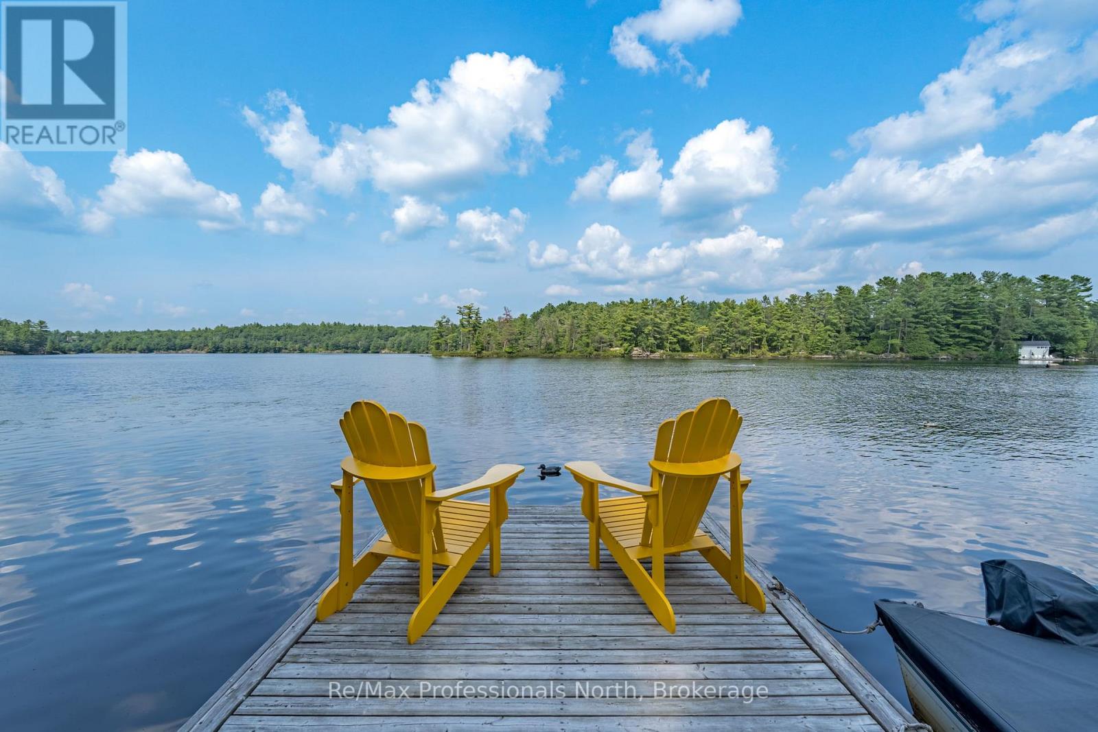 1020 Road 2000, Gravenhurst, ON P0E 1G0