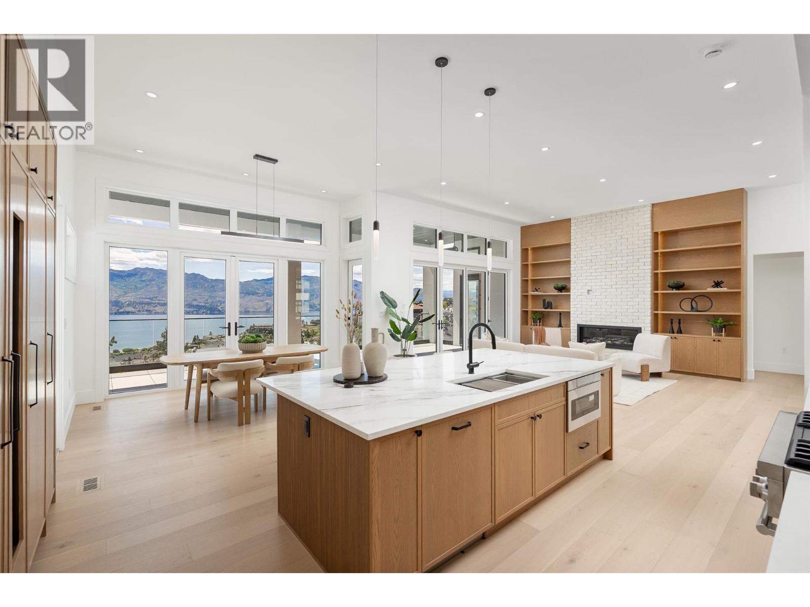 1435 Vineyard Dr, West Kelowna, BC V4T 0E9