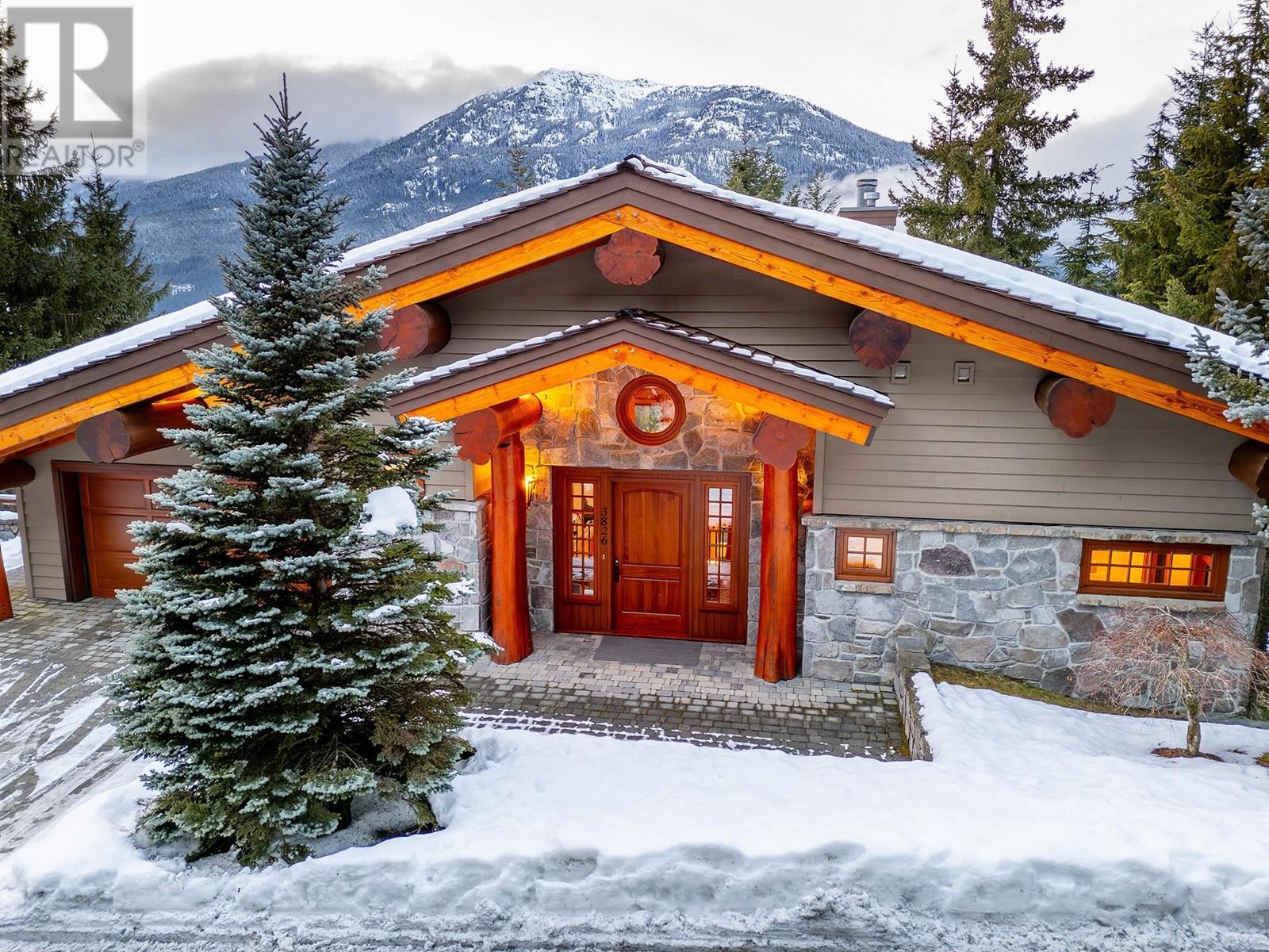 3826 Sunridge Dr, Whistler, BC V8E 0W1