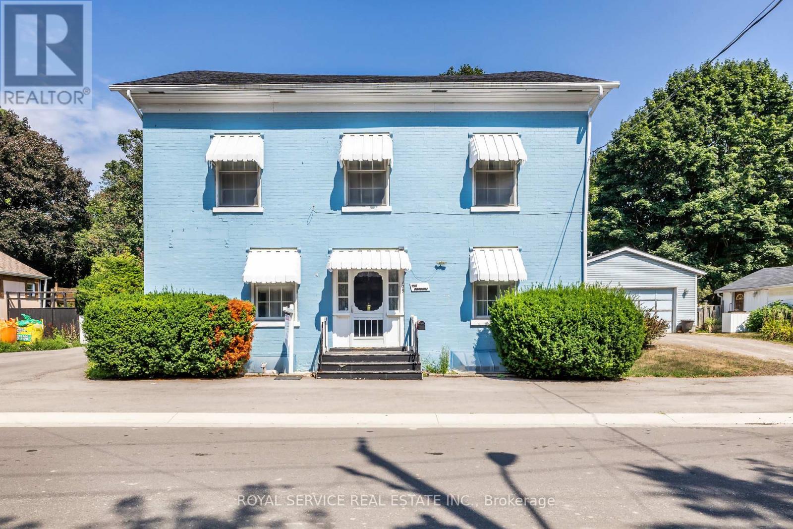 129 North St, Clarington, ON L1B 1H9
