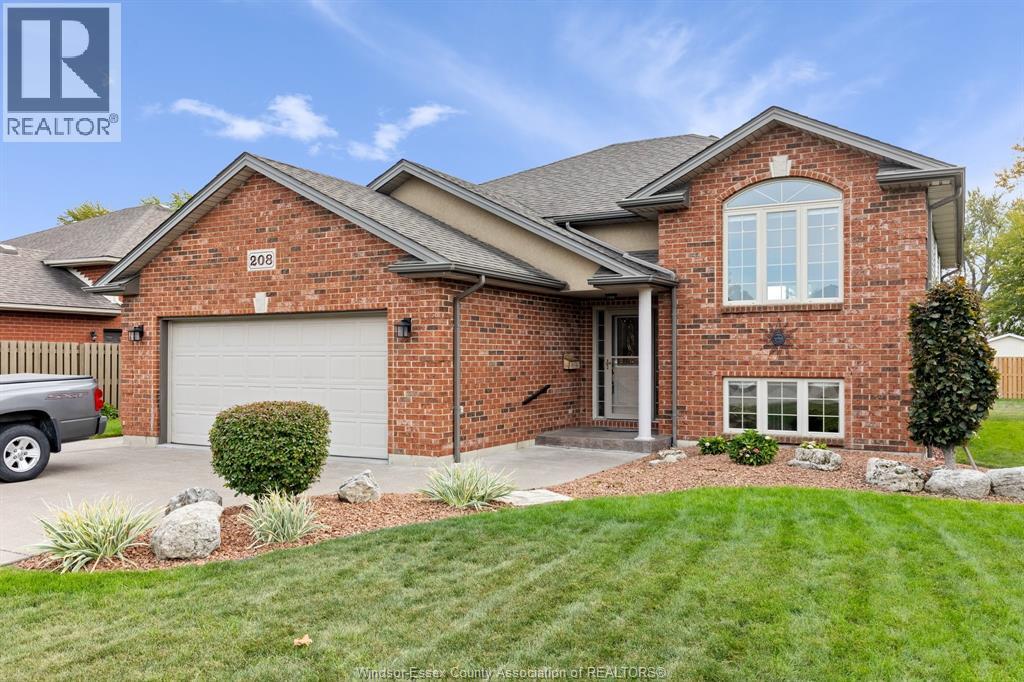 208 Gignac, Lasalle, ON N9J 3S4