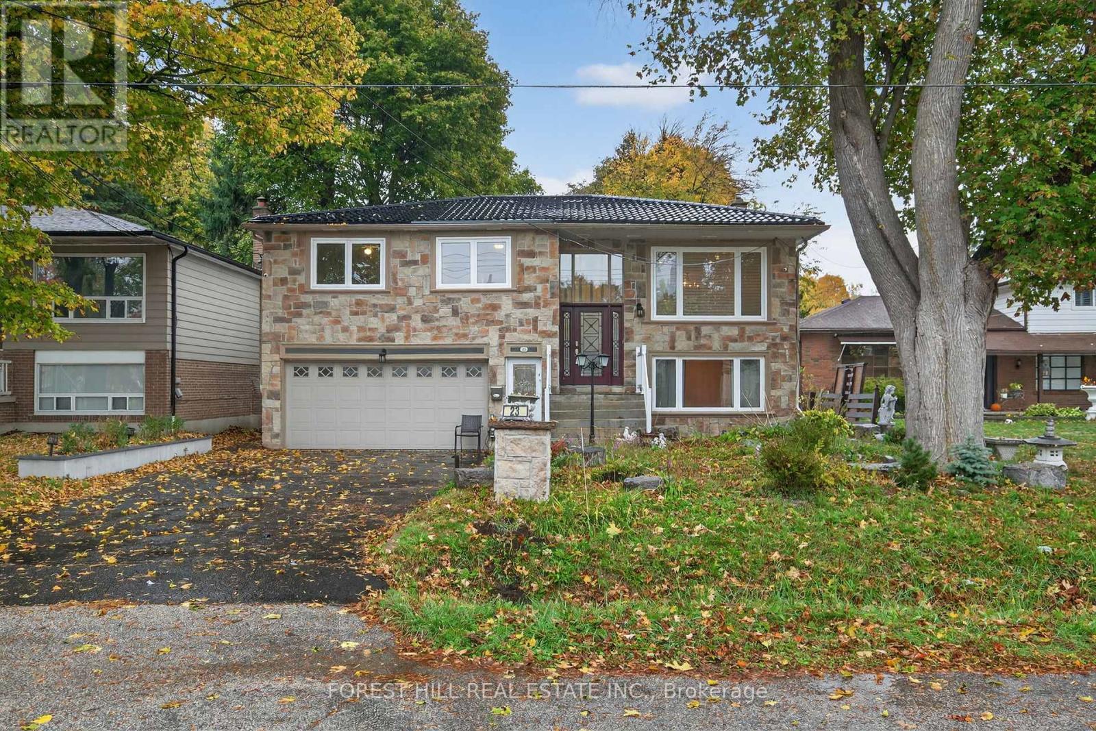 23 Zaph Ave, Toronto, ON M1C 1M7