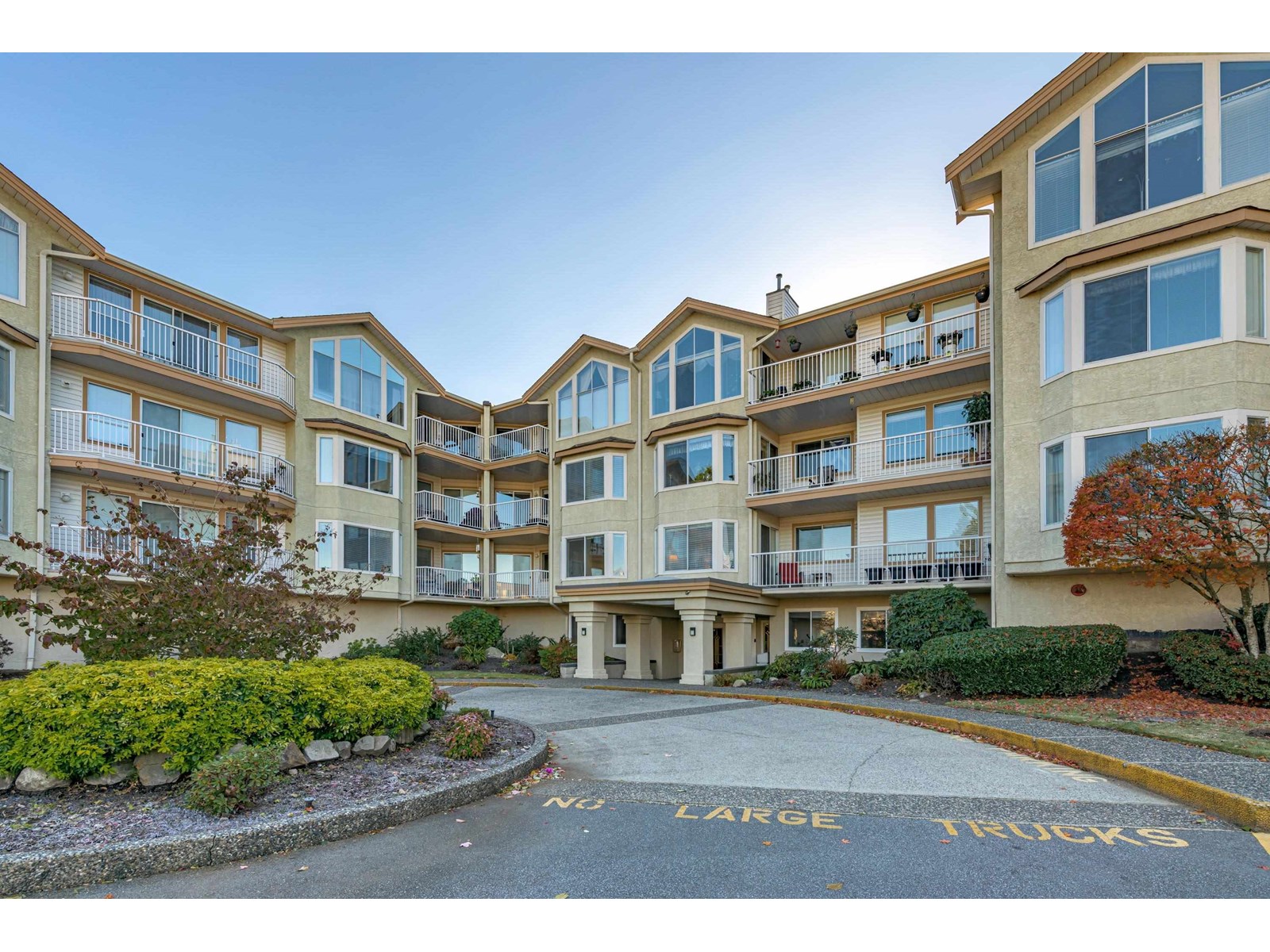 20600 53a Avenue Unit 217, Langley, BC V3A 8C2