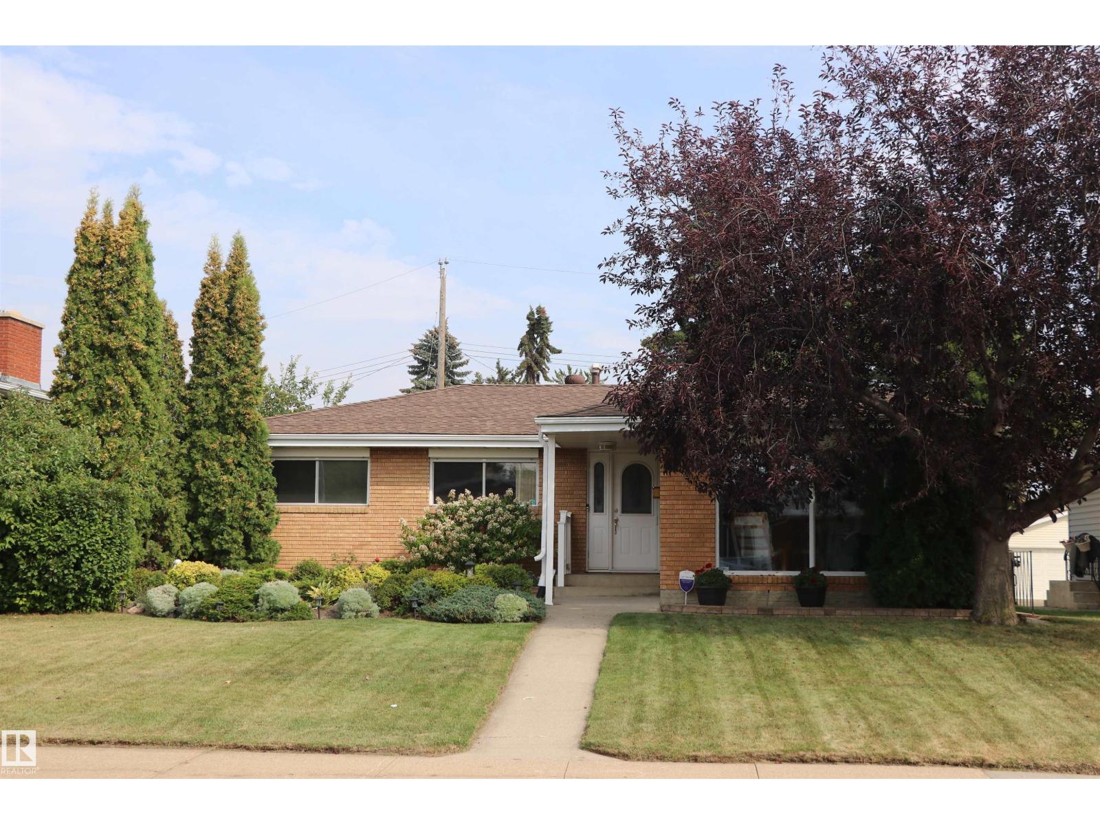 56 St Nw Unit 8707, Edmonton, AB T6B 1H8