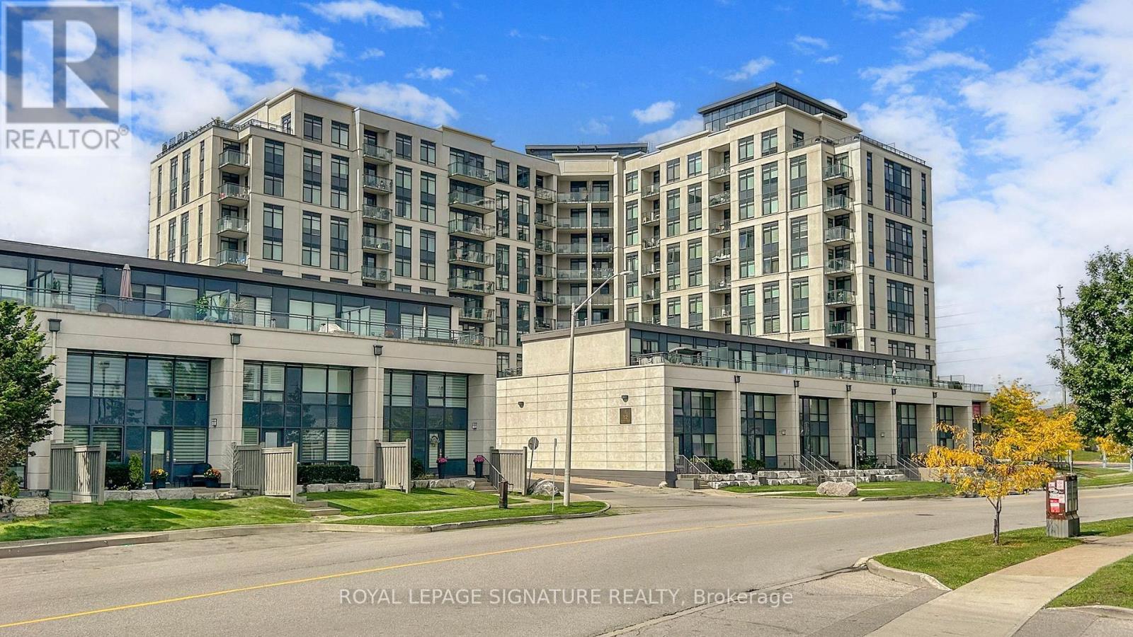 105 12 Woodstream Blvd, Vaughan, ON L4L 8C4