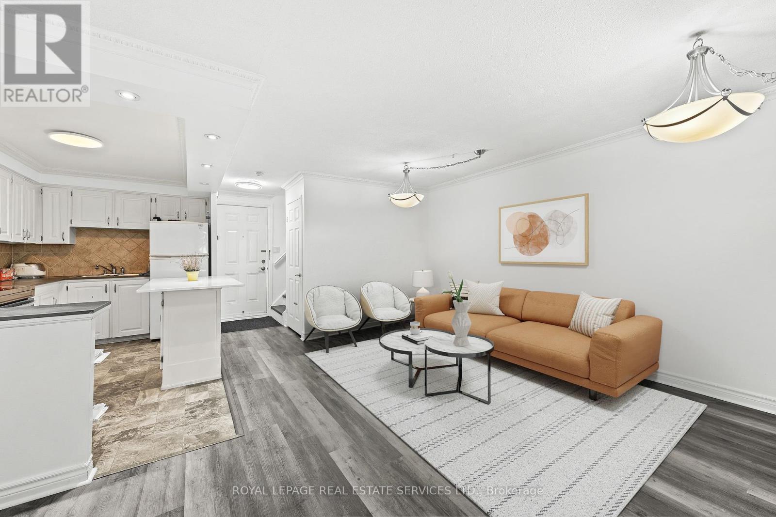 103 3040 Constitution Blvd, Mississauga, ON L4Y 3X7