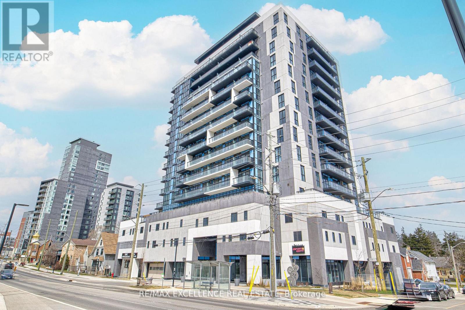 1402 128 King St N, Waterloo, ON N2J 0E9