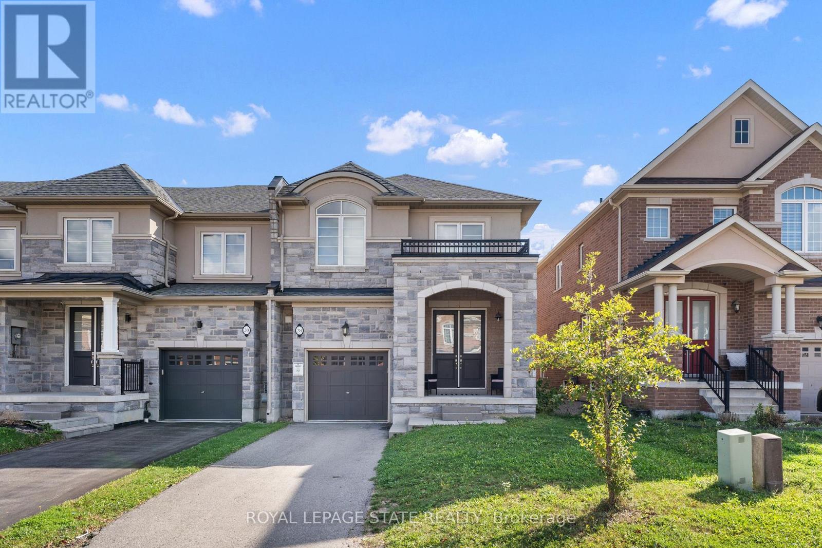 28 Heming Trl, Hamilton Ancaster, ON L9G 0J8