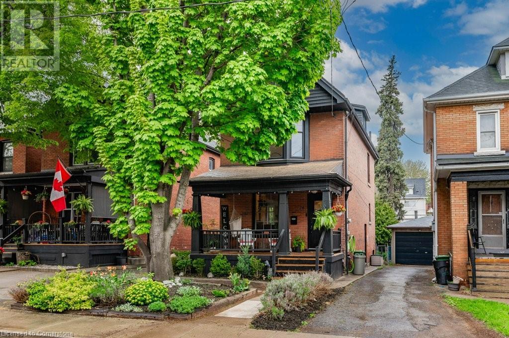 26 Cedar Ave, Hamilton, ON L8M 3A5