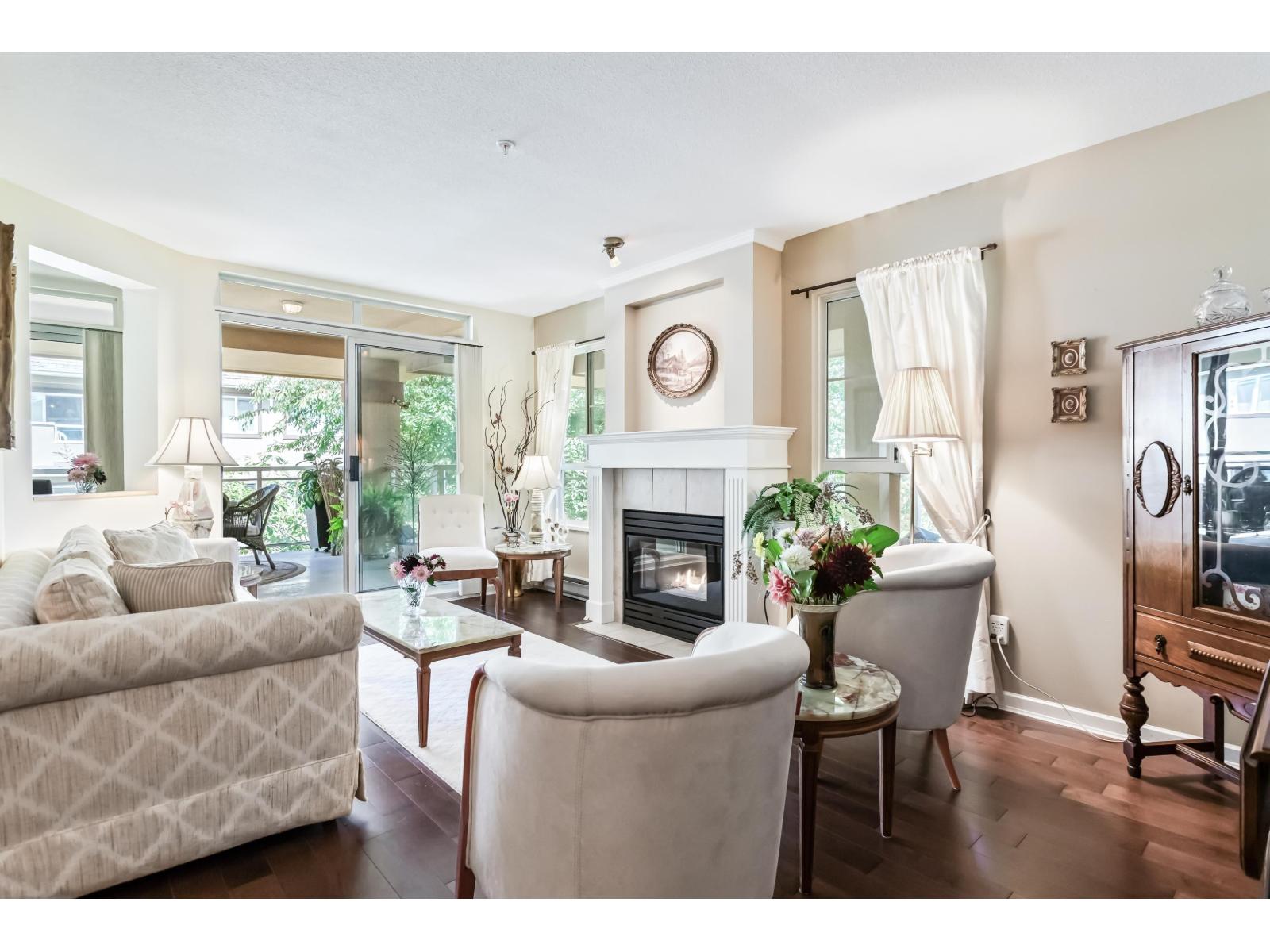 15155 22 Avenue Unit 304, Surrey, BC V4A 9T4