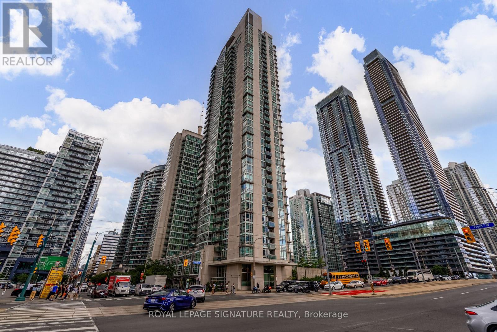 3909 397 Front St W, Toronto, ON M5V 3S1