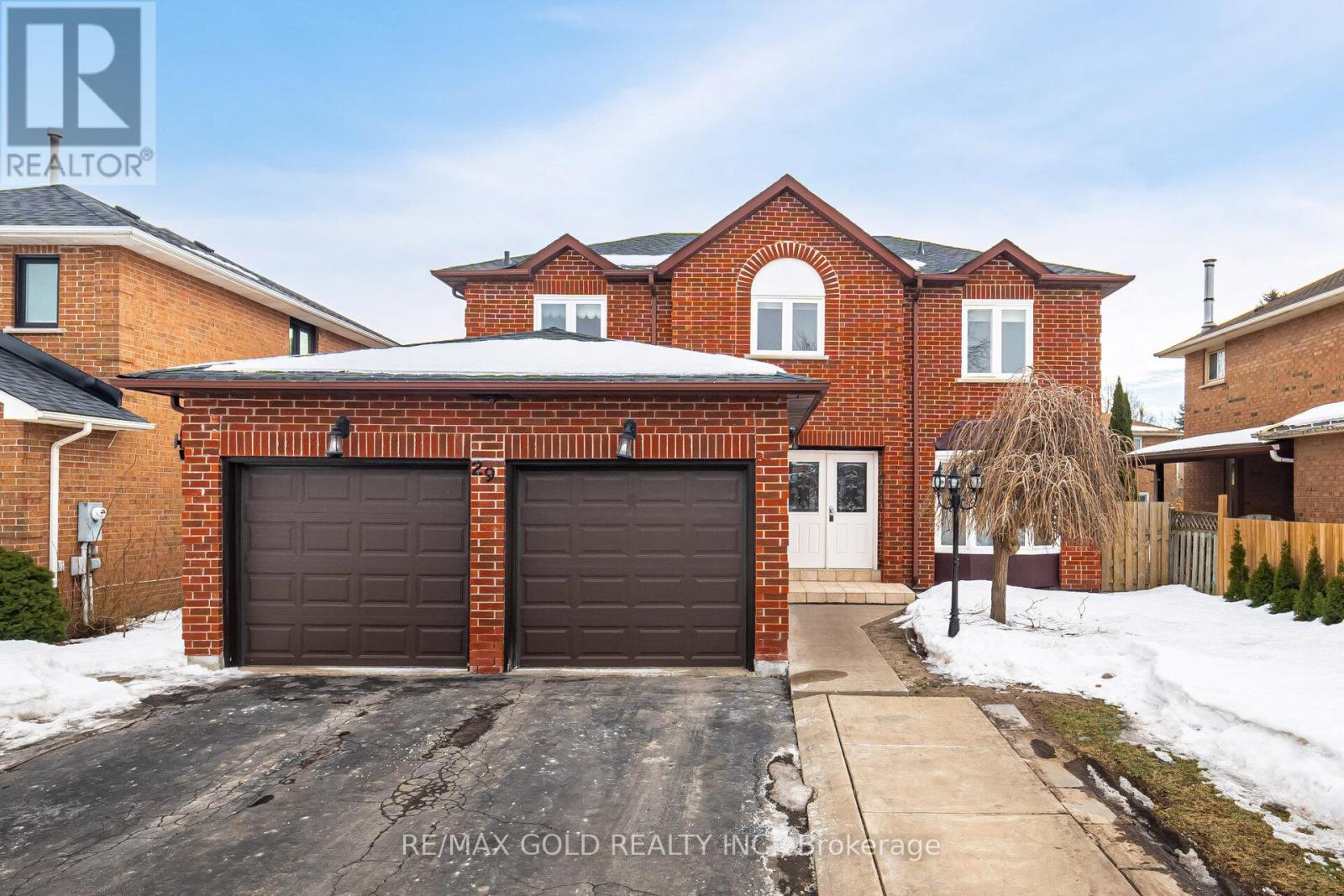29 Brydon Cres, Brampton, ON L6X 3K2
