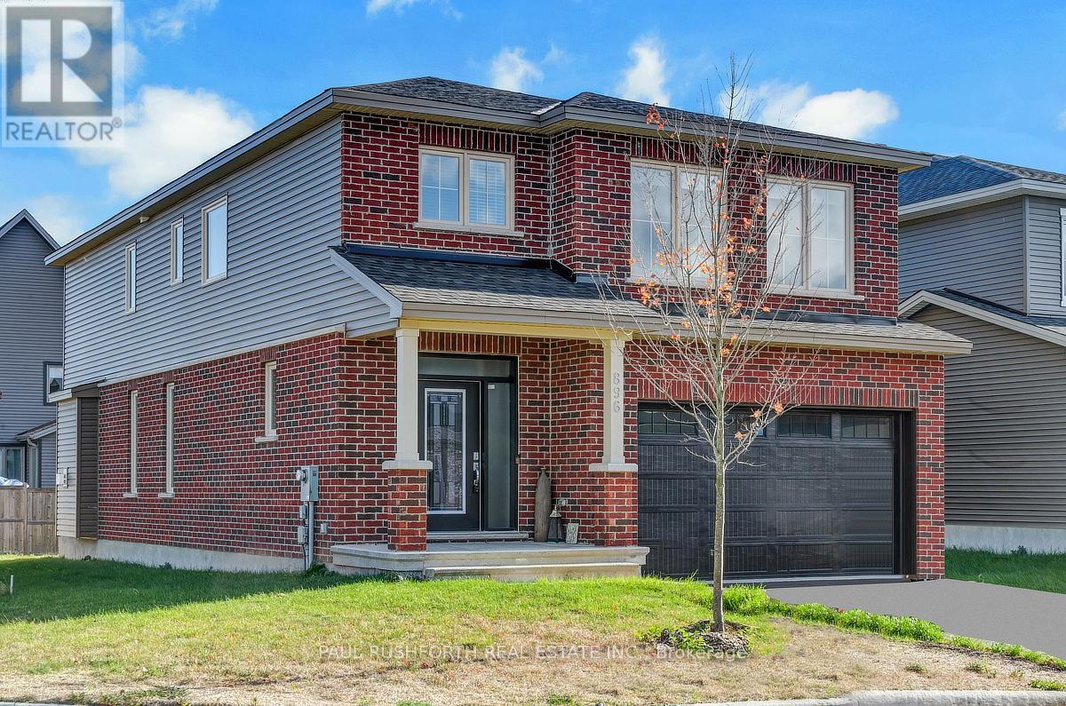 896 Sendero Way, Ottawa, ON K2S 2W8
