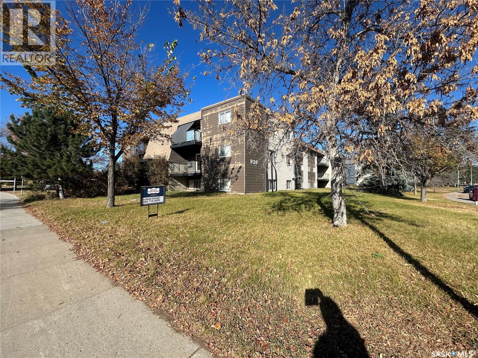 929 Northumberland Avenue Unit 205, Saskatoon, SK S7L 3W8