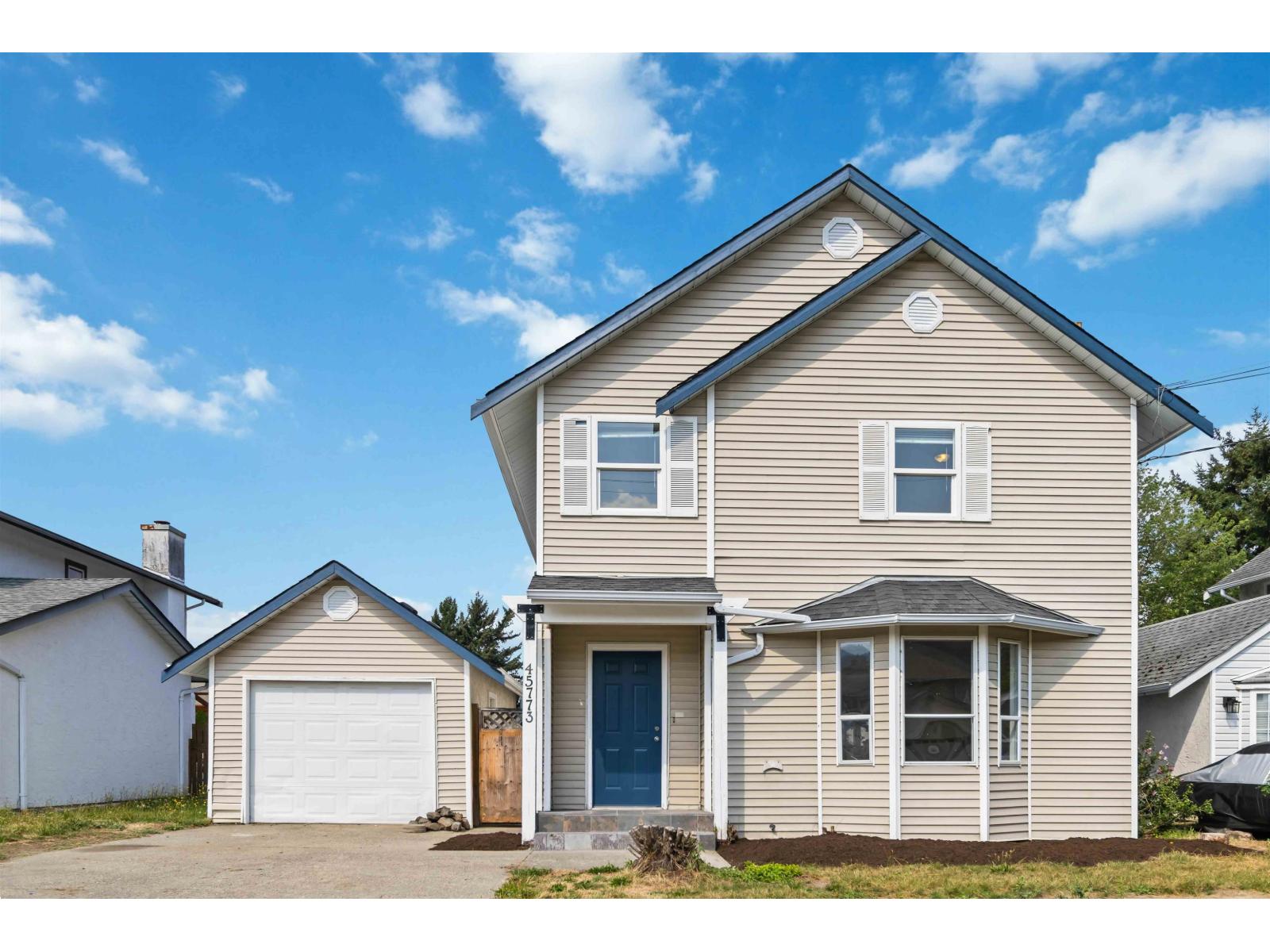 45773 Thomas Roadvedder Xing, Chilliwack, BC V2R 3N3