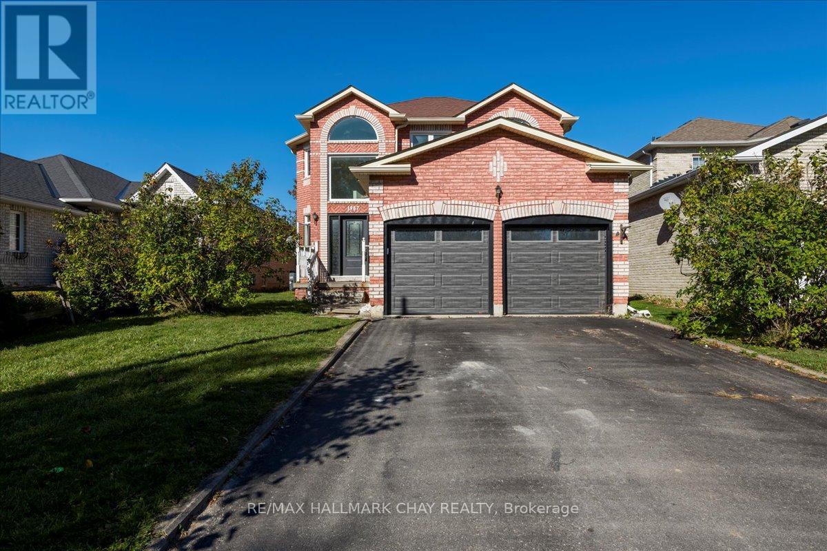 1967 Wilson St, Innisfil, ON L9S 2A4