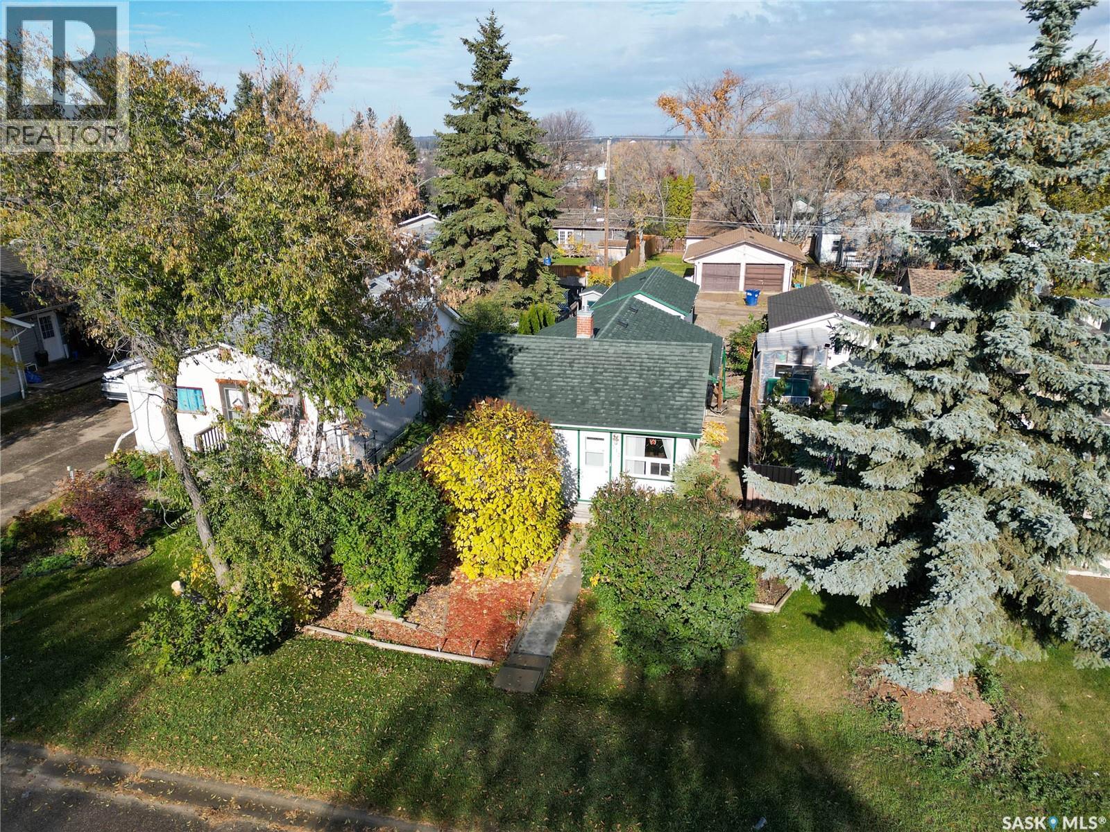 512 21 Street East, Prince Albert, SK S6V 1M4
