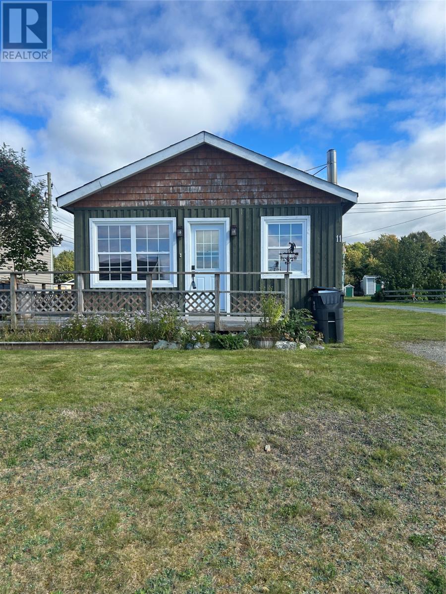 11 View Ln, Conception Bay South, NL A1W 5G6