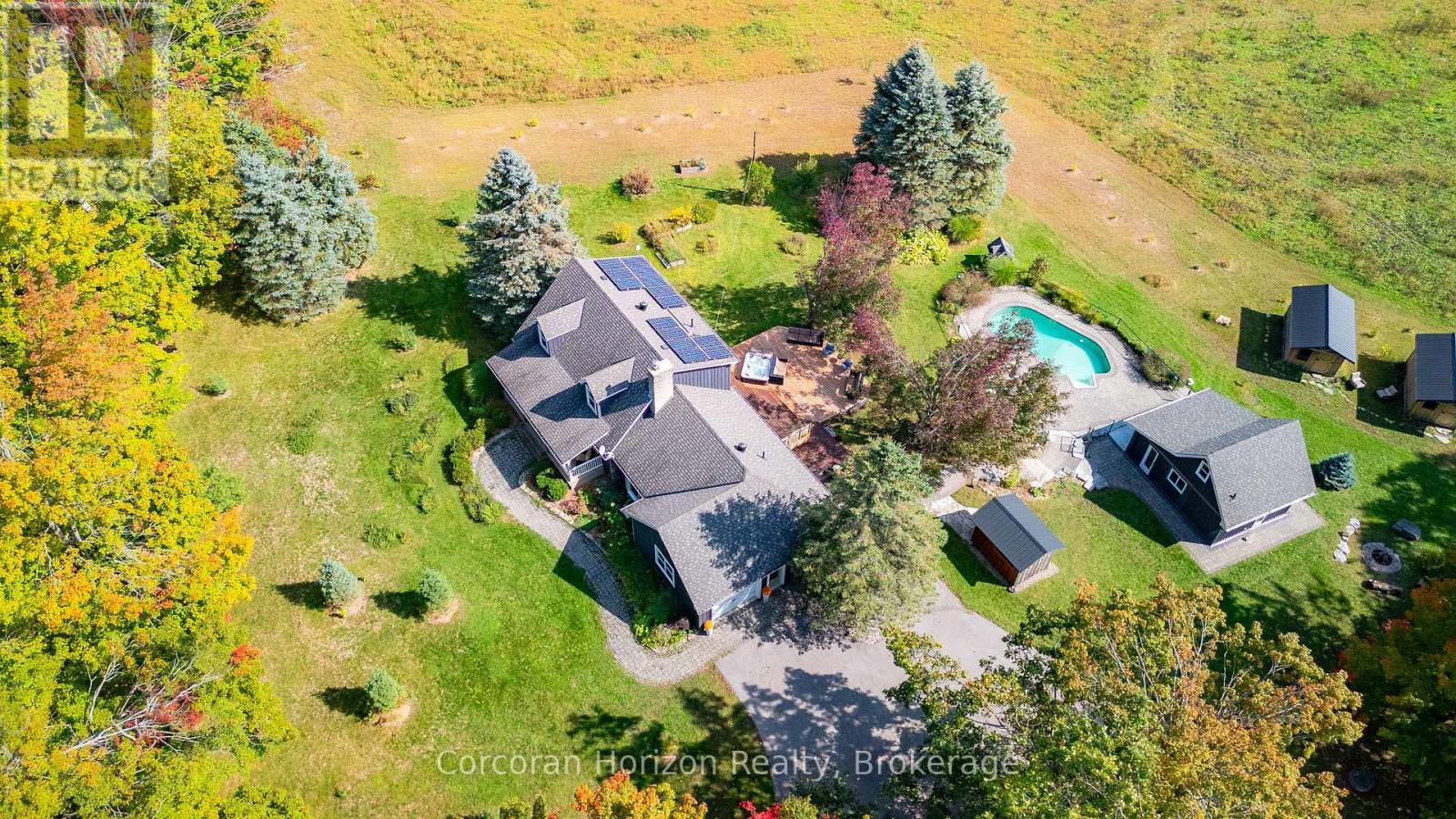707 Peter St W, Oro-Medonte, ON L4R 4K3