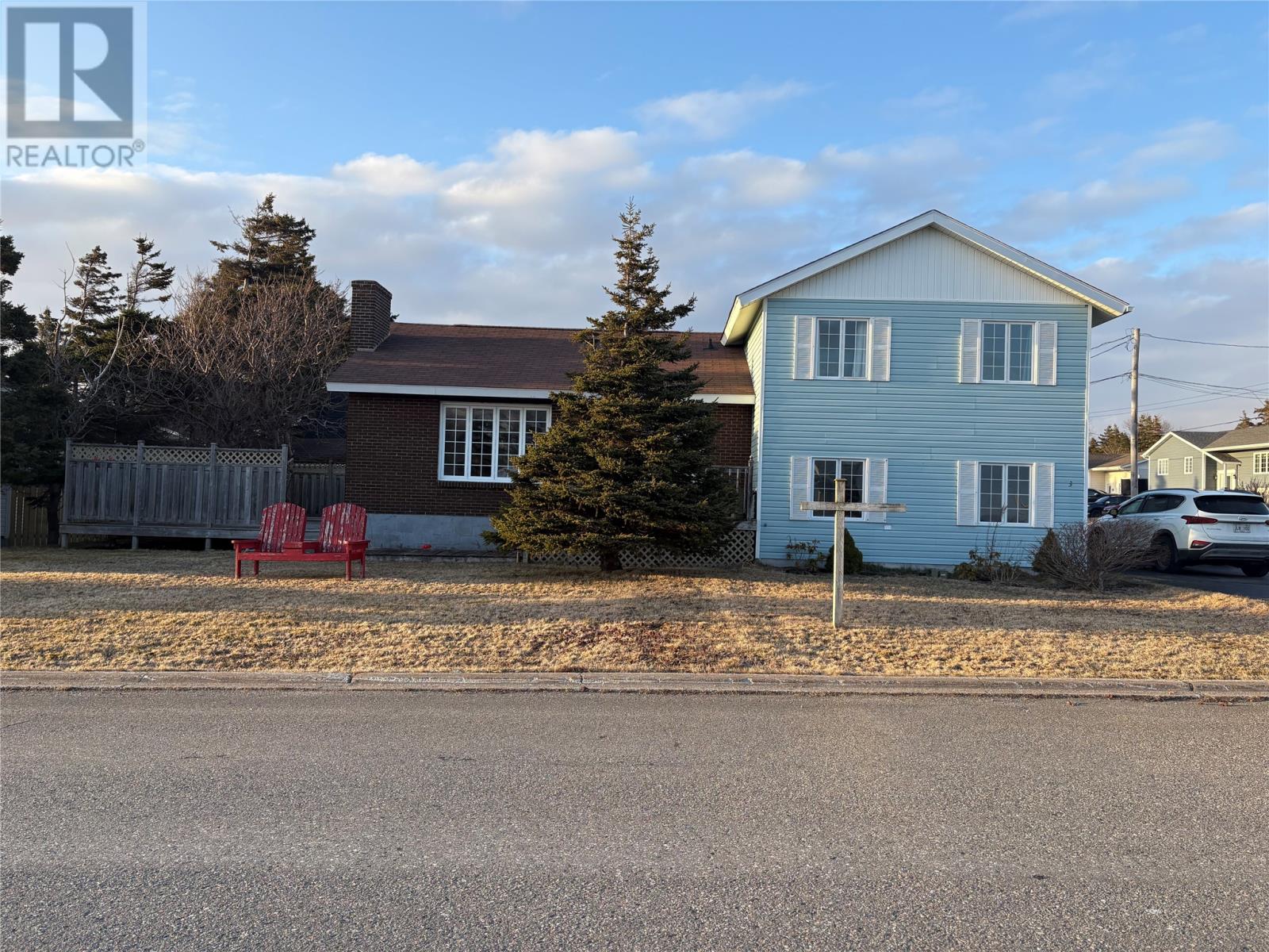 3 Macneil Cres, Stephenville, NL A2N 3E2