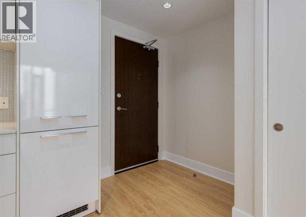 901 10 Avenue Sw Unit 1205, Calgary, AB T2R 0B5