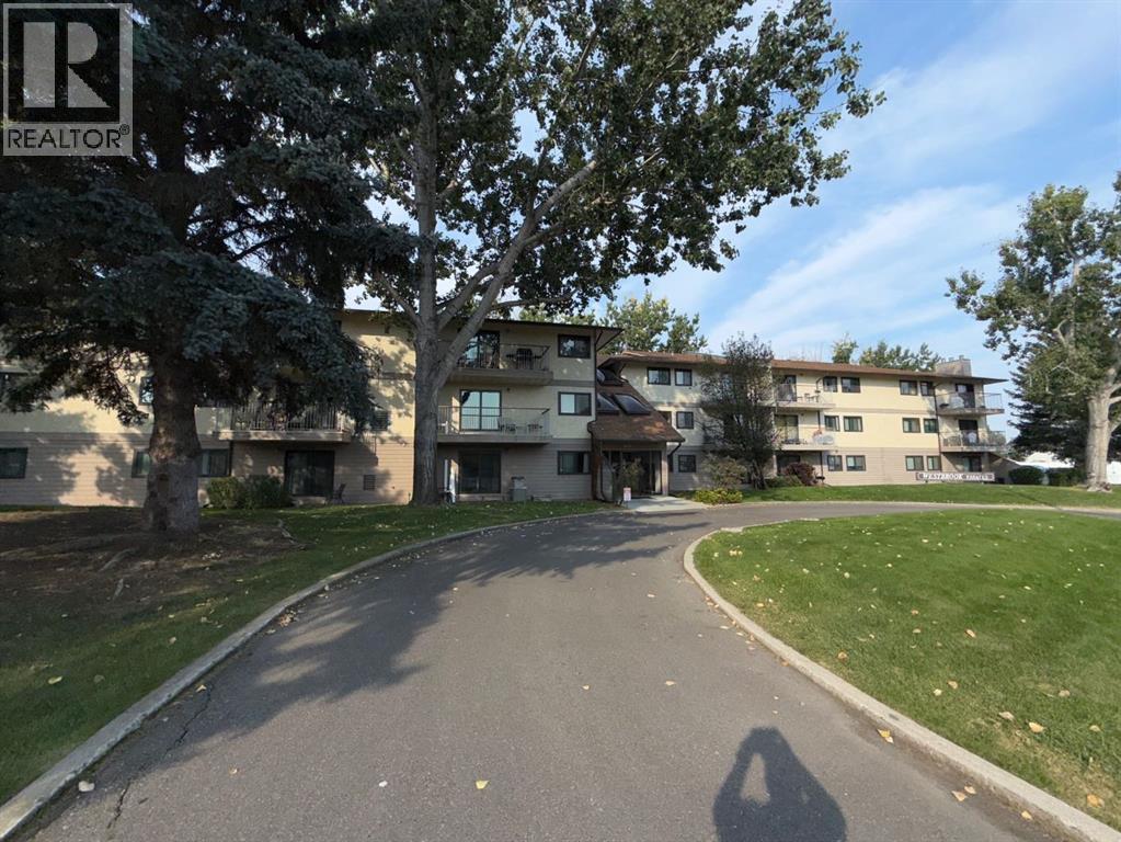 855 Columbia Boulevard West #210, Lethbridge, AB T1K 4V4