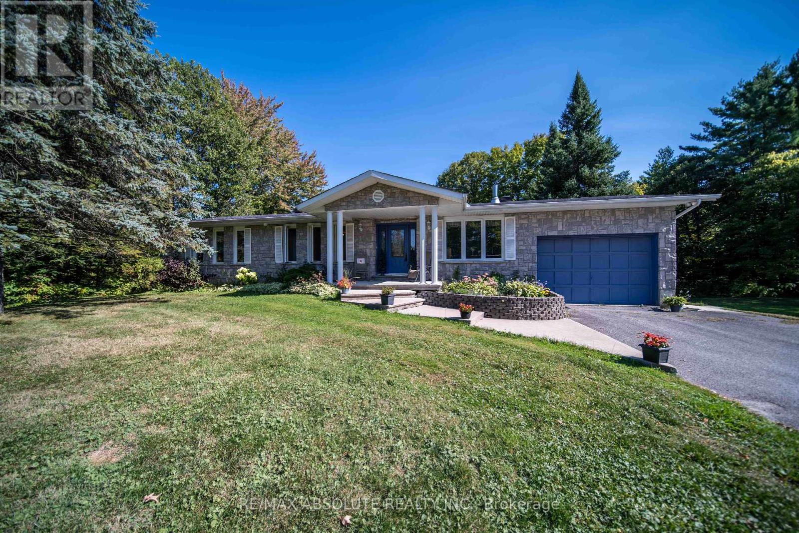 1578 David Rd, Clarence-Rockland, ON K4K 1K7