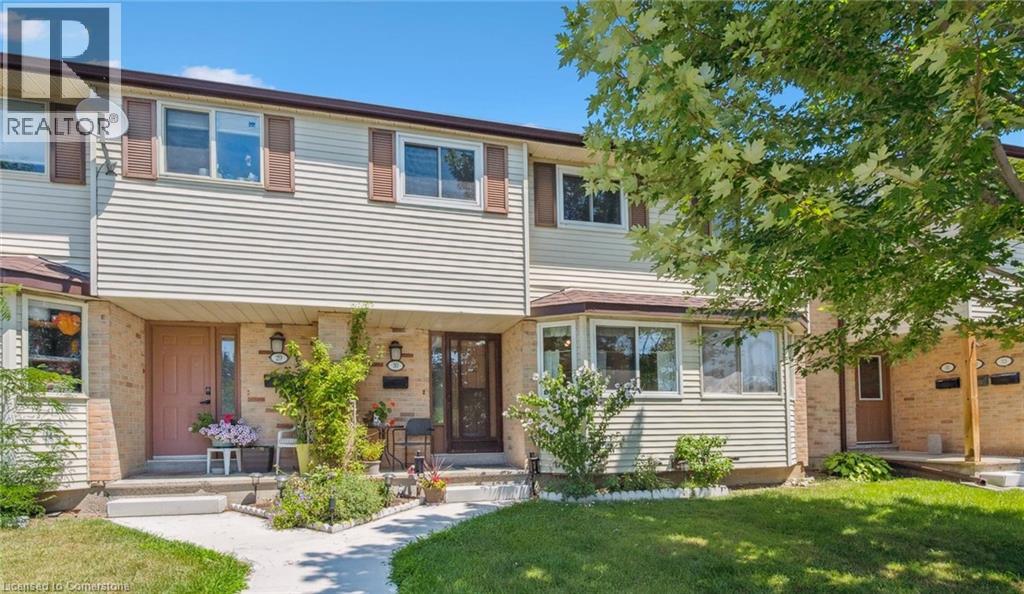 40 Silvercreek Parkway N Unit 30, Guelph, ON N1H 7X5