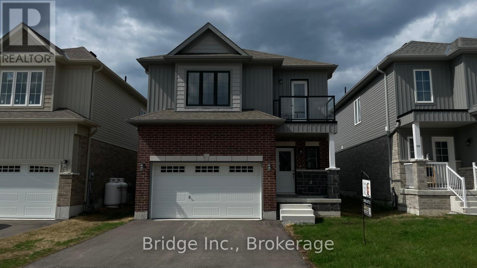 12 Hillcroft Way, Kawartha Lakes, ON K0M 1A0