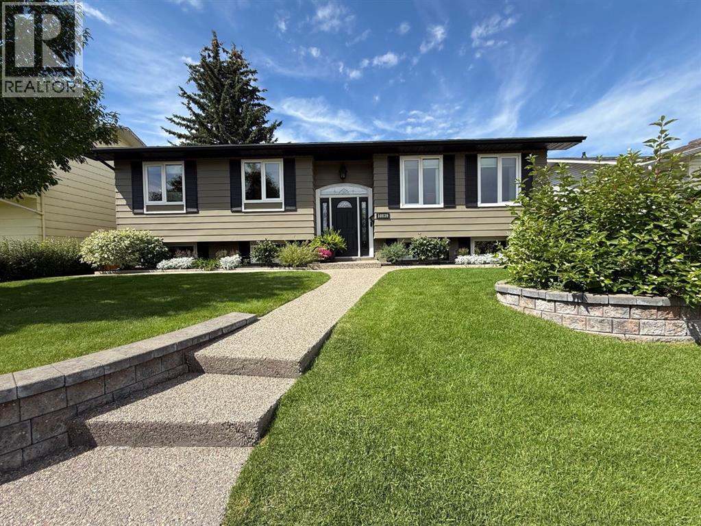 10839 Mapleford Rd SE, Calgary, AB T2J 1X6