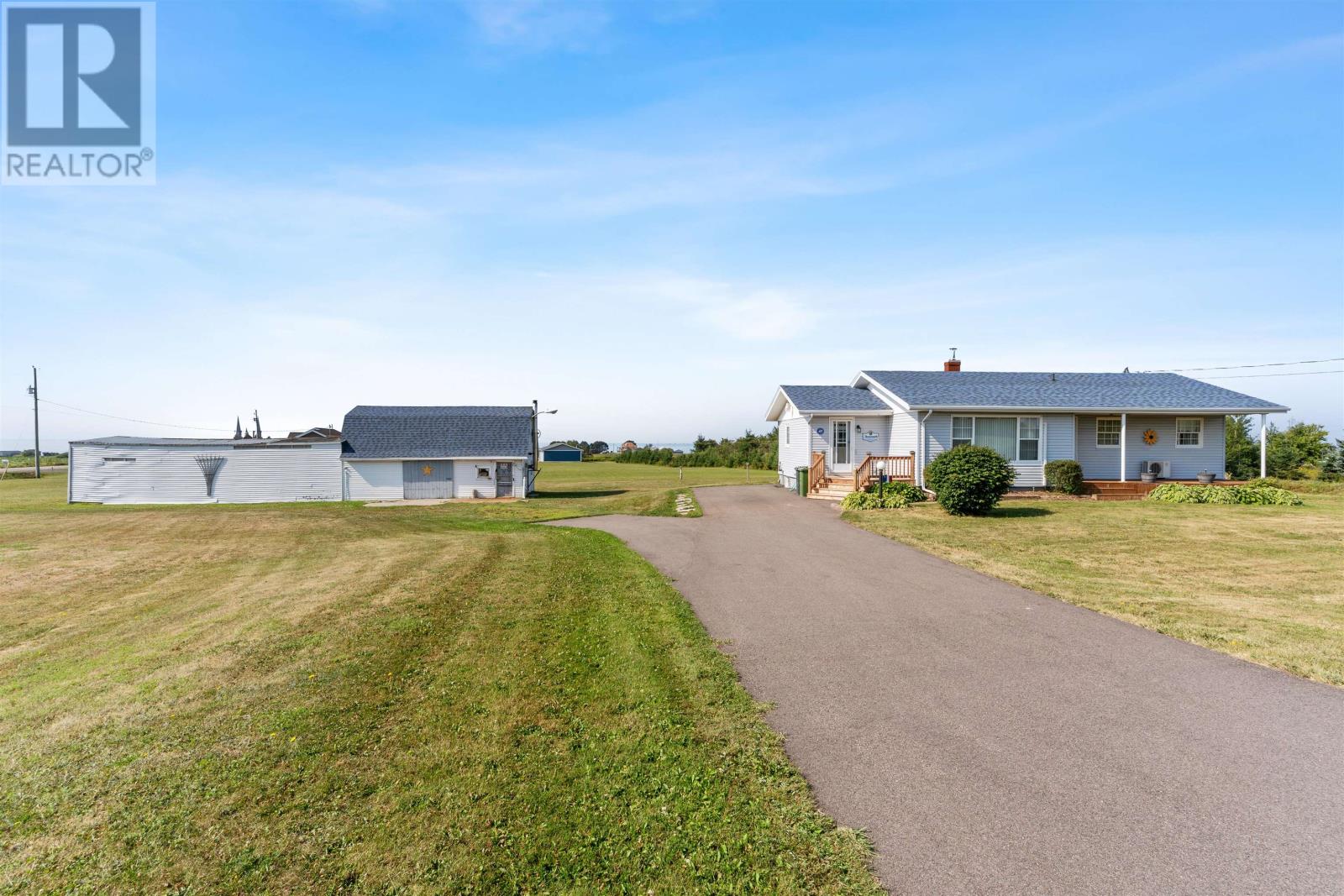 585 Cannontown Rd, Mont Carmel, PE C0B 2E0