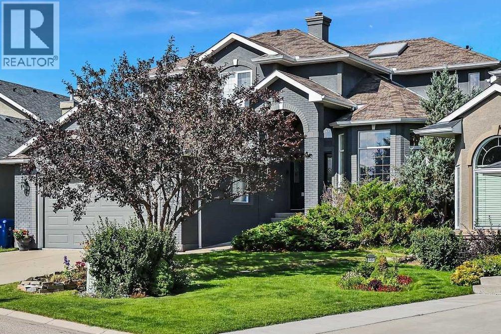 327 Valley Springs Ter NW, Calgary, AB T3B 5P7
