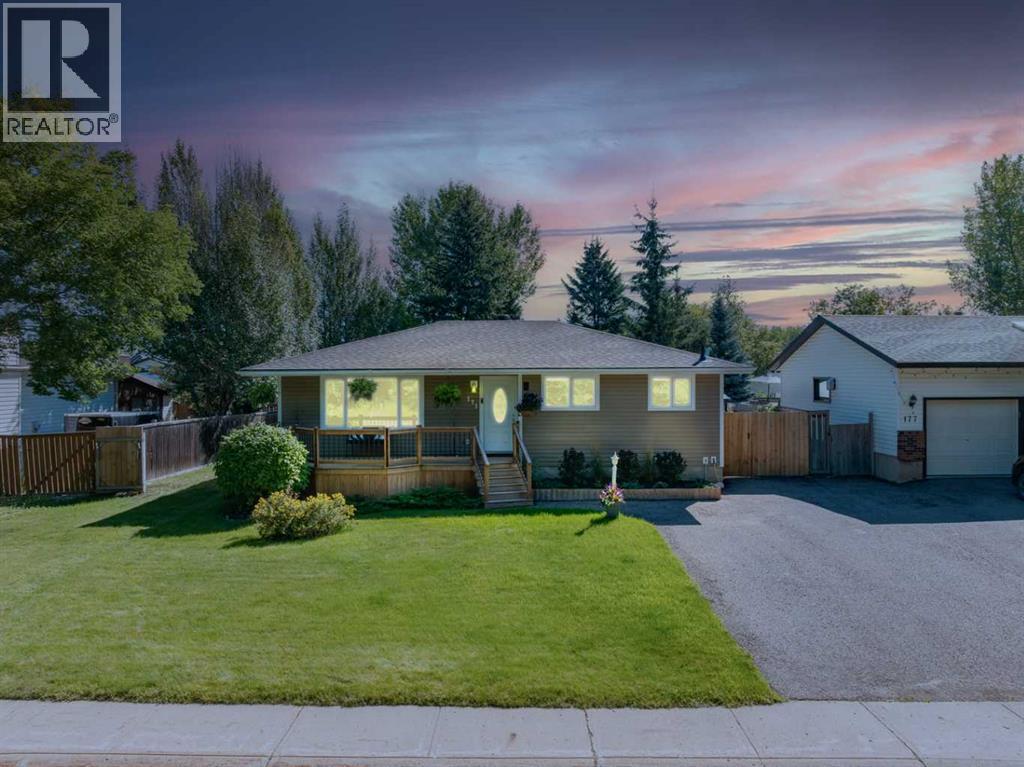 173 Hilltop Cres, Fort Mcmurray, AB T9H 3V3