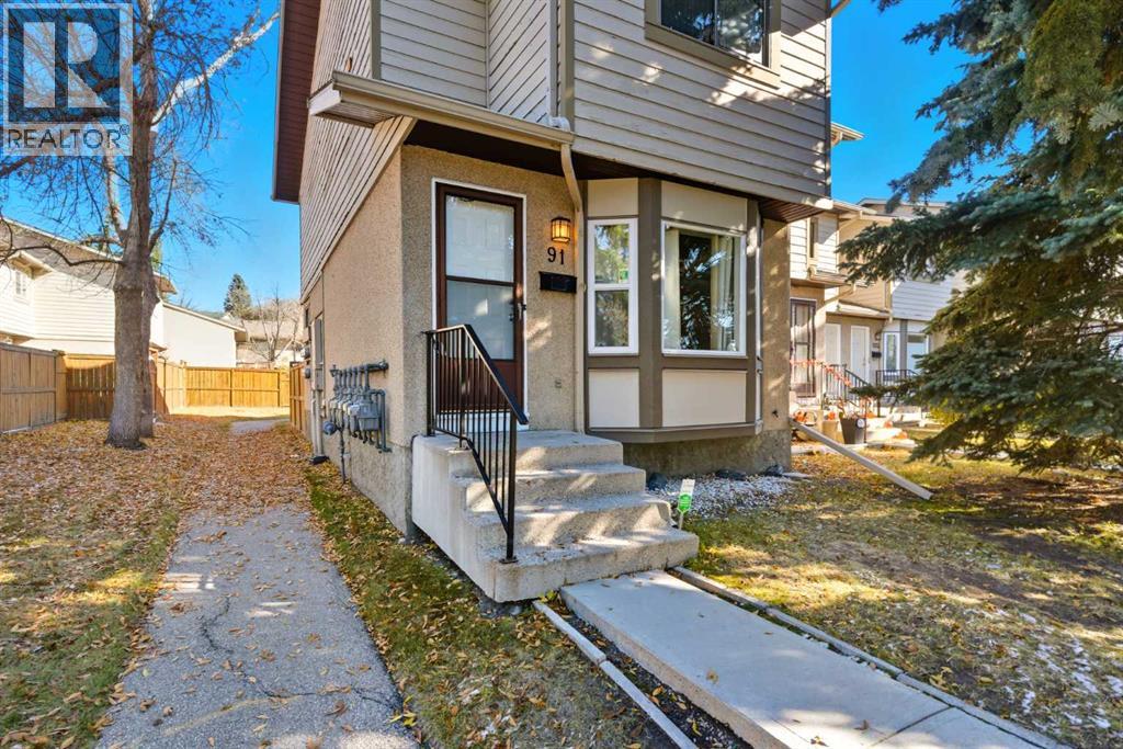 91 Deerfield Dr SE, Calgary, AB T2J 6T9