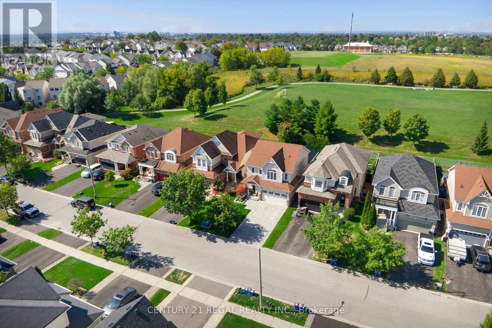 1254 Meath Dr, Oshawa, ON L1K 3A4
