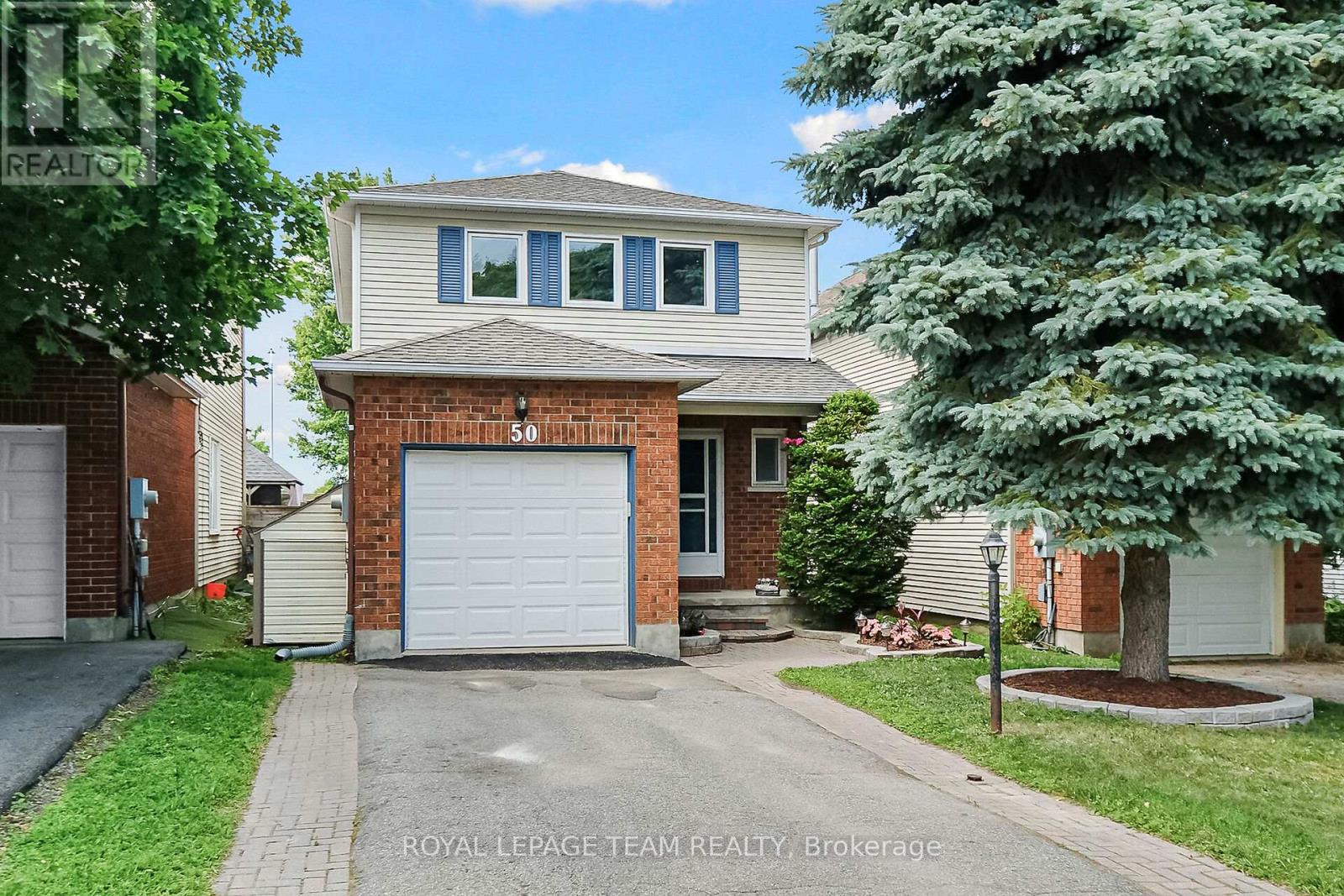 50 Rowe Dr, Ottawa, ON K2L 3Y7