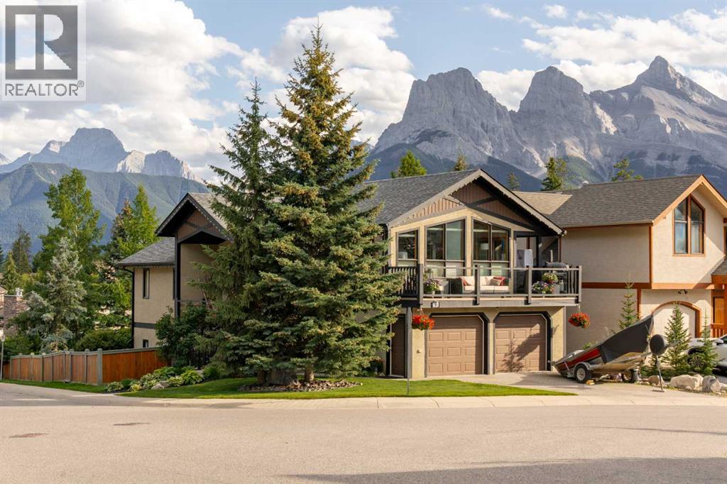101 Wapiti Close, Canmore, AB T1W 3B2