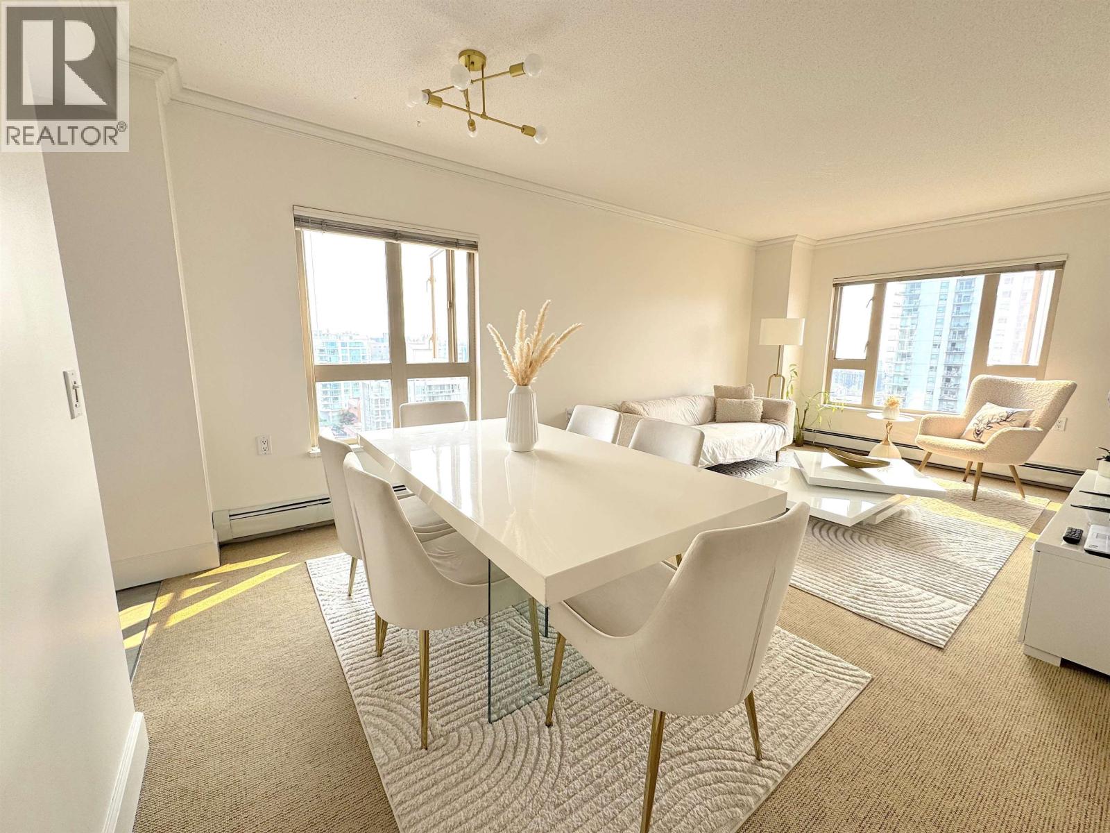 121 W 15th Street Unit 1503, North Vancouver, BC V7M 1R8
