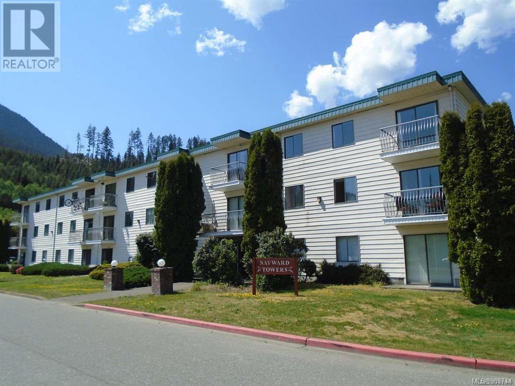 611 Macmillan Dr Unit 205 Dr, Sayward, BC V0P 1R0