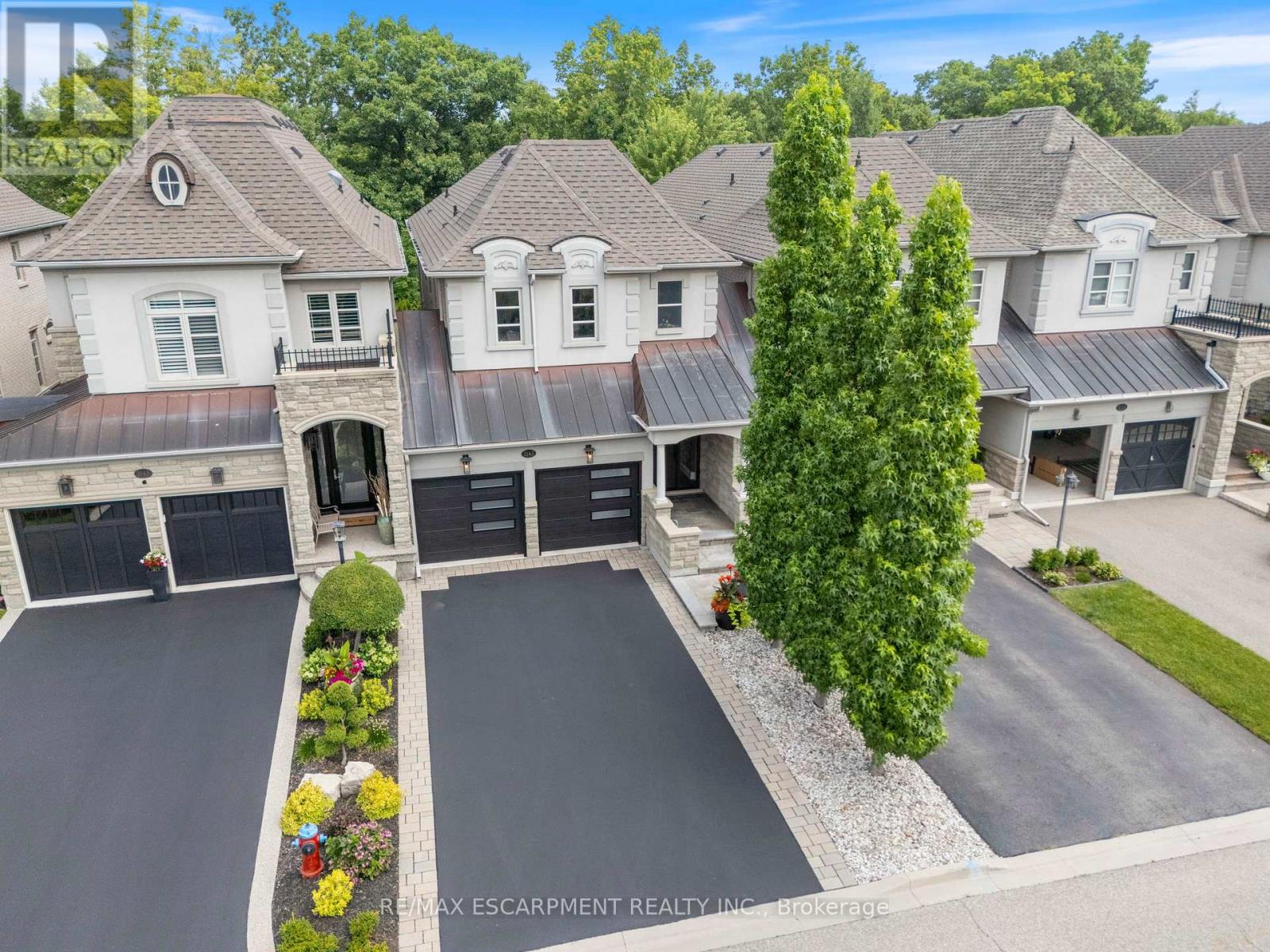 3143 Watercliffe Ct, Oakville, ON L6M 0K7