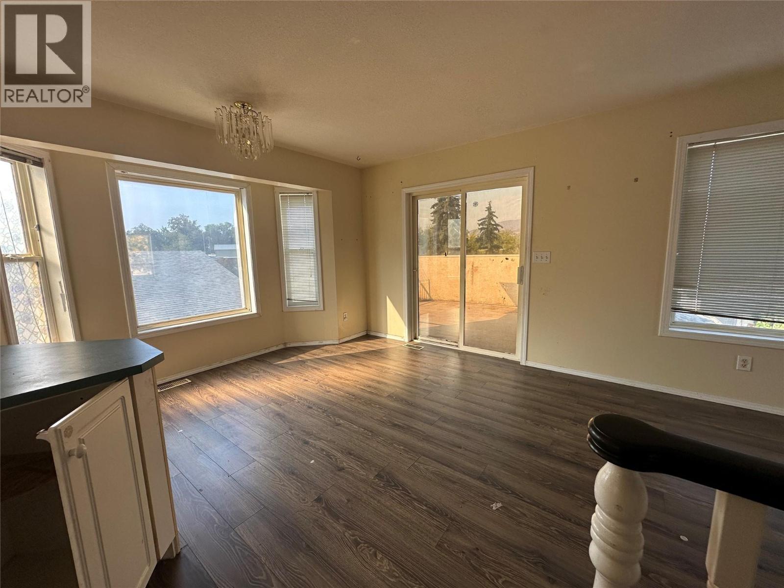 1373 Orchard Dr, Kelowna, BC V1Y 3V1