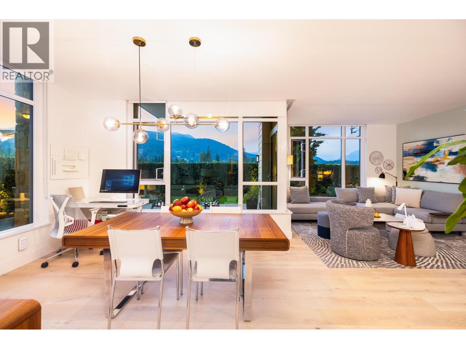 2780 Valley Centre Avenue Unit 205, North Vancouver, BC V7J 0C4