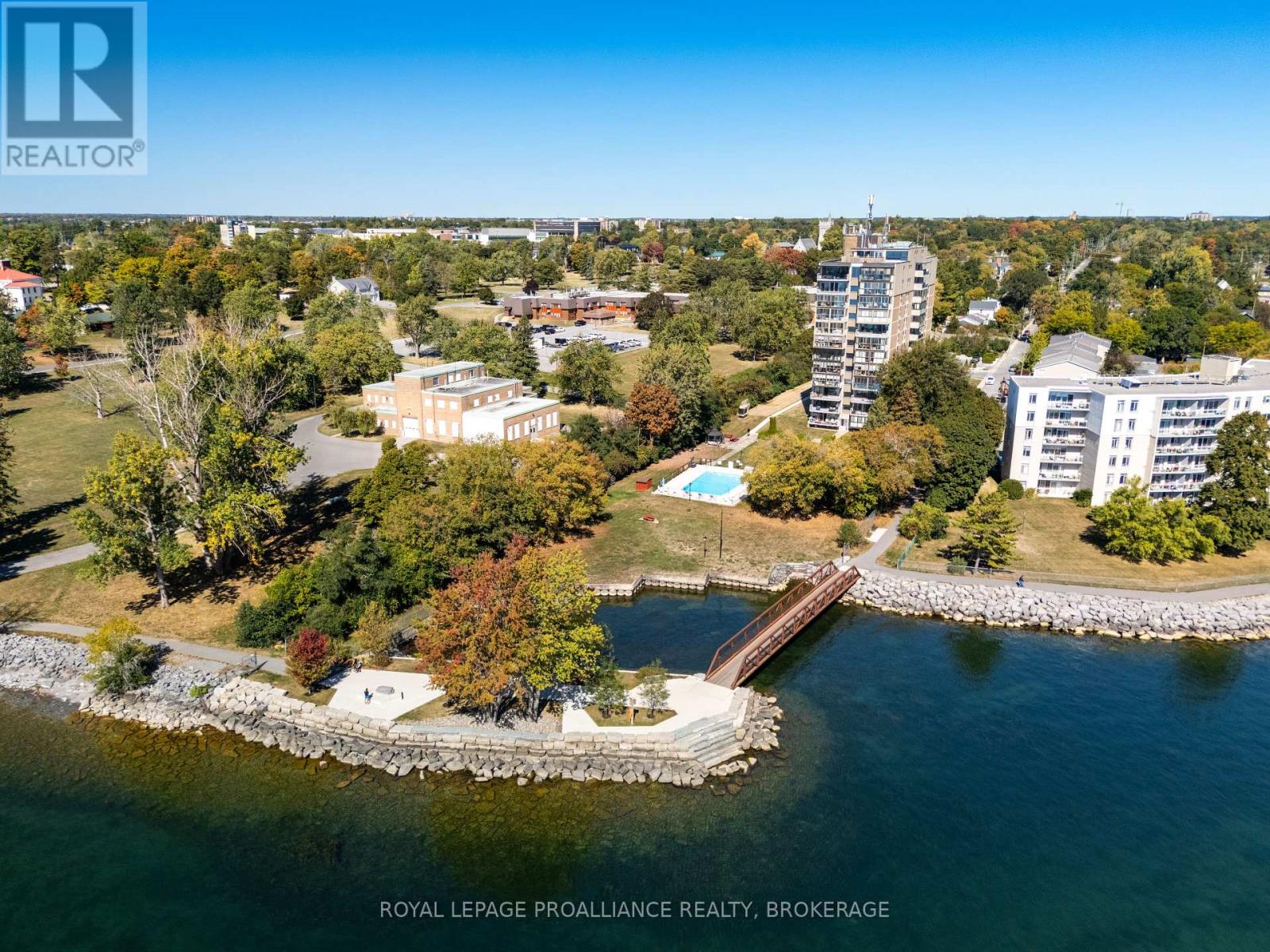 501 2 Mowat Ave, Kingston, ON K7M 1K1