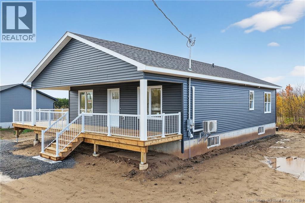 42 Parker Rd, Scoudouc, NB E4P 3P9