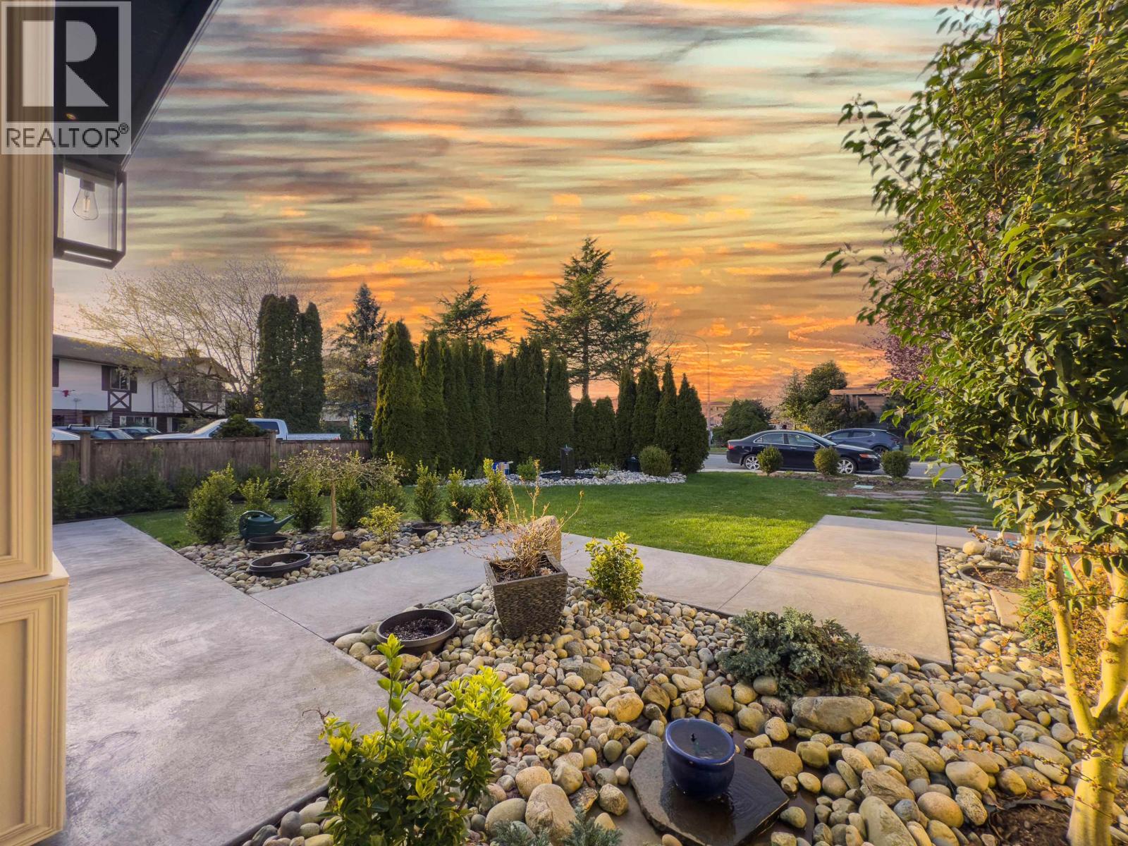 10631 Seahaven Dr, Richmond, BC V7A 4C7