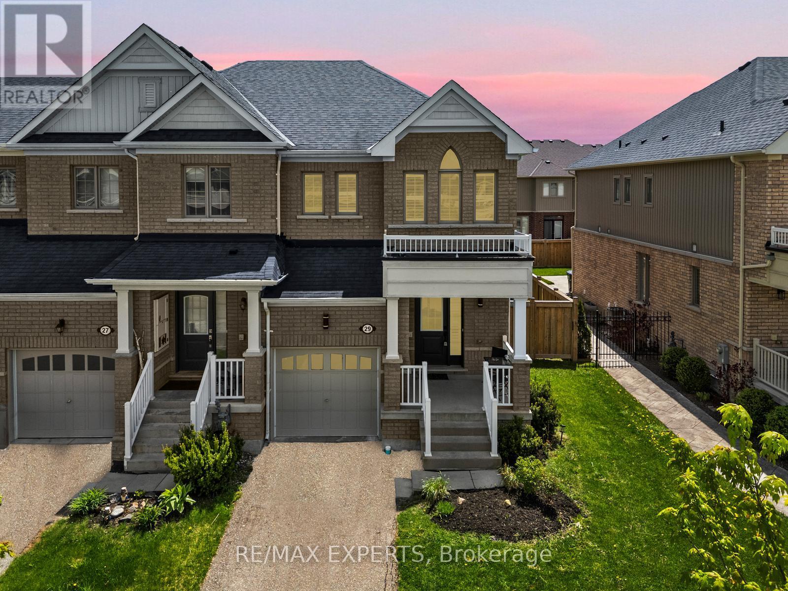 29 Sharpe Cres, New Tecumseth, ON L0G 1W0